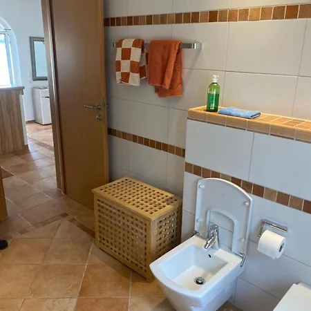 Apartment Barbara On The Okrug Gornji